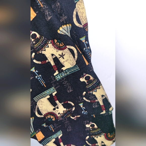 LULAROE BLACK EGYPTIAN CAT OS LEGGINGS NWOT - Picture 3 of 5